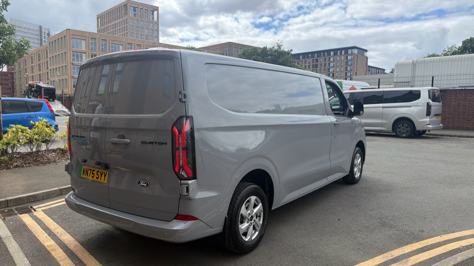 Ford Transit Custom E-340 L2 Electric Rwd 100kW 65kWh H1 Van Limited Auto - Image 10