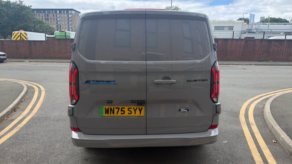 Ford Transit Custom E-340 L2 Electric Rwd 100kW 65kWh H1 Van Limited Auto - Image 11