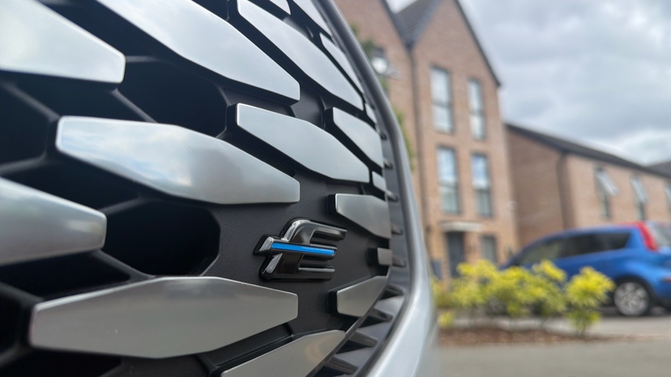 Ford Transit Custom E-340 L2 Electric Rwd 100kW 65kWh H1 Van Limited Auto - Image 29