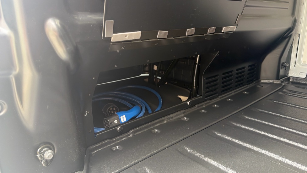 Ford Transit Custom E-340 L2 Electric Rwd 100kW 65kWh H1 Van Limited Auto - Image 33