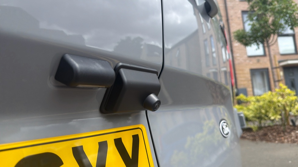 Ford Transit Custom E-340 L2 Electric Rwd 100kW 65kWh H1 Van Limited Auto - Image 35