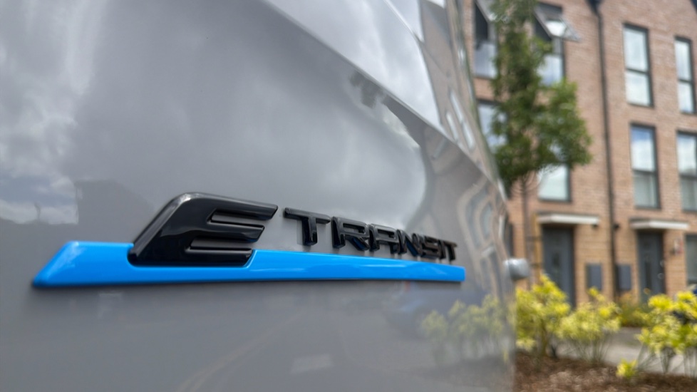 Ford Transit Custom E-340 L2 Electric Rwd 100kW 65kWh H1 Van Limited Auto - Image 36