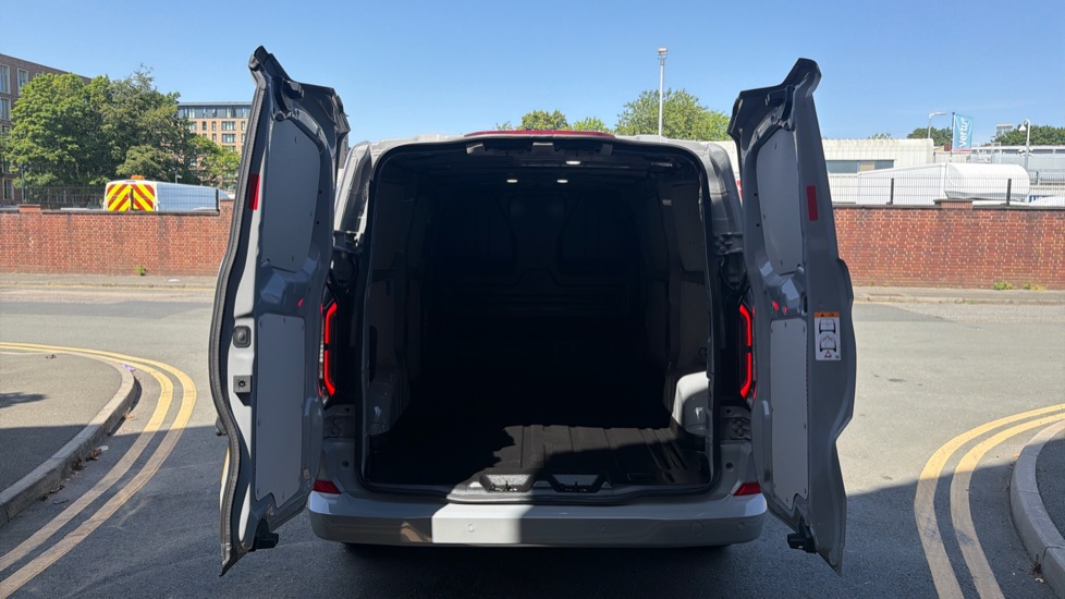 Ford Transit Custom E-340 L2 Electric Rwd 100kW 65kWh H1 Van Limited Auto - Image 3