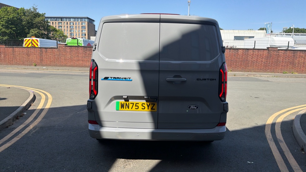 Ford Transit Custom E-340 L2 Electric Rwd 100kW 65kWh H1 Van Limited Auto - Image 11