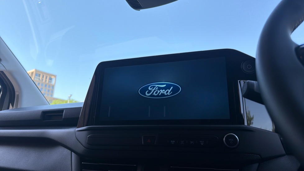 Ford Transit Custom E-340 L2 Electric Rwd 100kW 65kWh H1 Van Limited Auto - Image 15