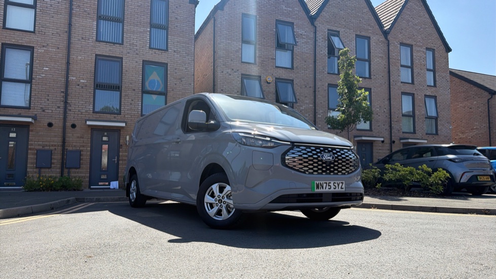 Ford Transit Custom E-340 L2 Electric Rwd 100kW 65kWh H1 Van Limited Auto - Image 33