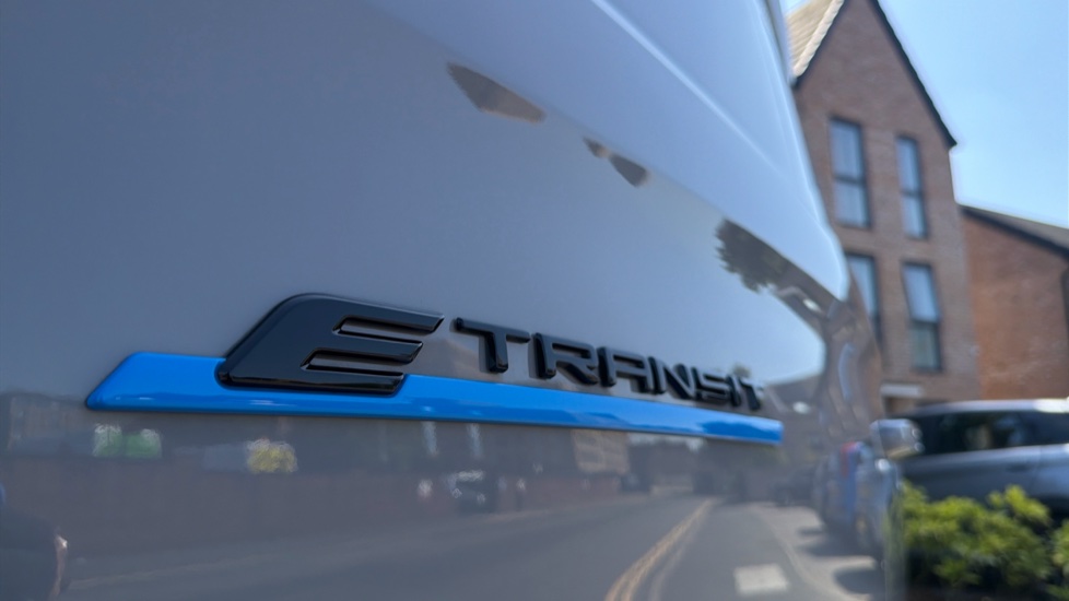 Ford Transit Custom E-340 L2 Electric Rwd 100kW 65kWh H1 Van Limited Auto - Image 39