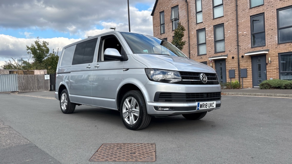 Volkswagen Transporter T32 Swb Diesel 2.0 TDI BMT 150 Highline Kombi Van DSG - Image 29