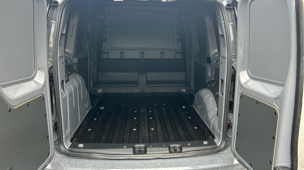 Ford Transit Connect 230 L1 Diesel 2.0 EcoBlue 122ps Limited Van Auto - Image 12