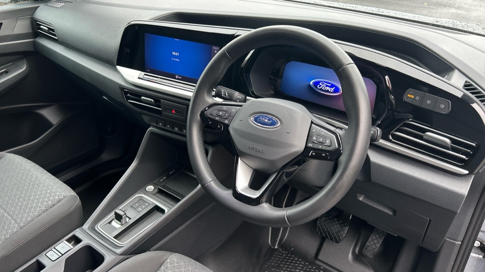 Ford Transit Connect 230 L1 Diesel 2.0 EcoBlue 122ps Limited Van Auto - Image 16