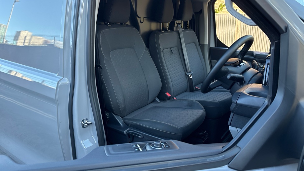 Ford Transit Custom 320 L1 Diesel Fwd 2.0 EcoBlue 136ps H1 Van Limited Auto - Image 28