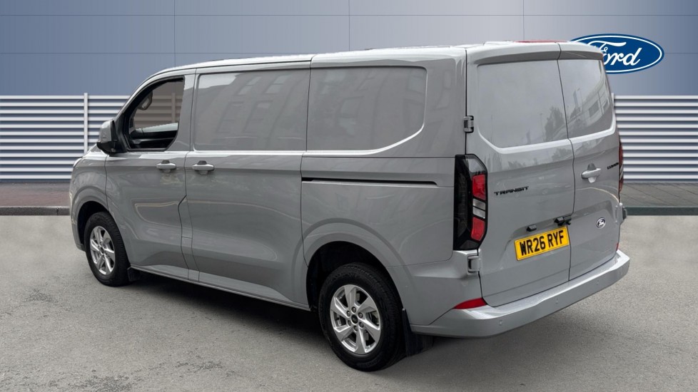 Ford Transit Custom 280 L1 Diesel Fwd 2.0 EcoBlue 136ps H1 Van Limited - Image 2