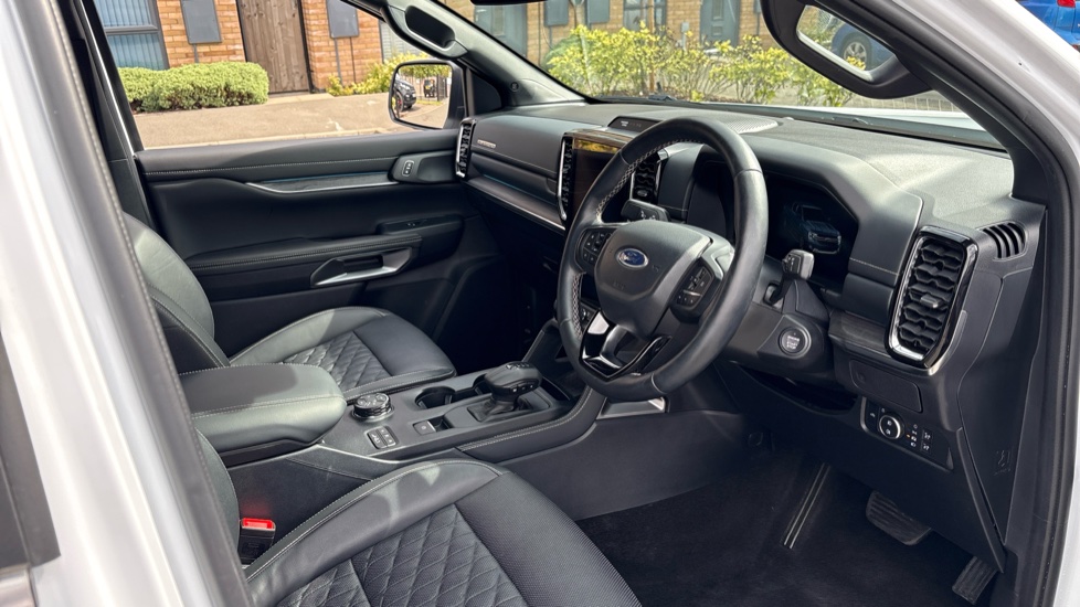 Ford Ranger Diesel Pick Up D/Cab Platinum 3.0 EcoBlue V6 240 Auto - Image 16