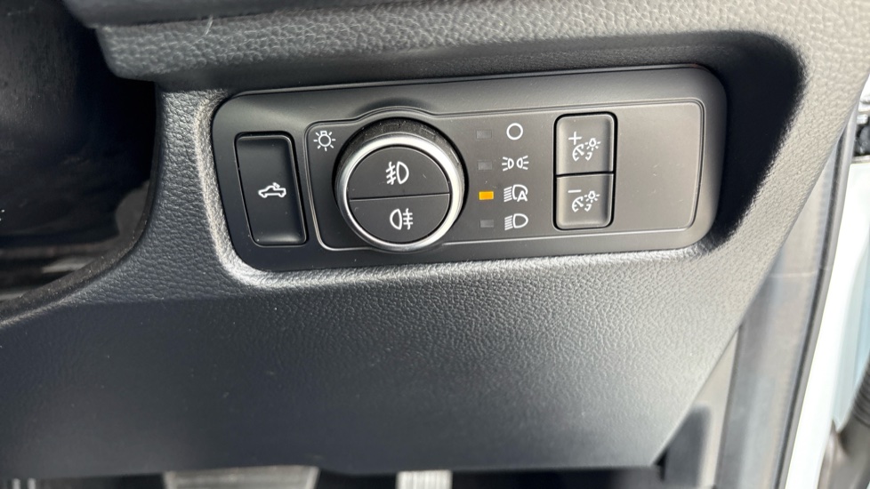 Ford Ranger Diesel Pick Up D/Cab Platinum 3.0 EcoBlue V6 240 Auto - Image 27