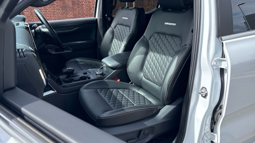 Ford Ranger Diesel Pick Up D/Cab Platinum 3.0 EcoBlue V6 240 Auto - Image 35