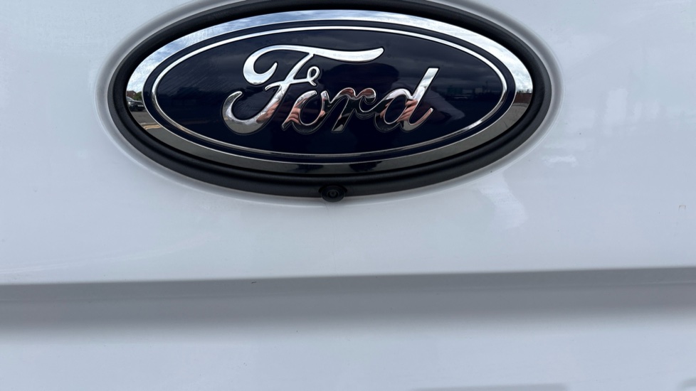 Ford Ranger Diesel Pick Up D/Cab Platinum 3.0 EcoBlue V6 240 Auto - Image 38