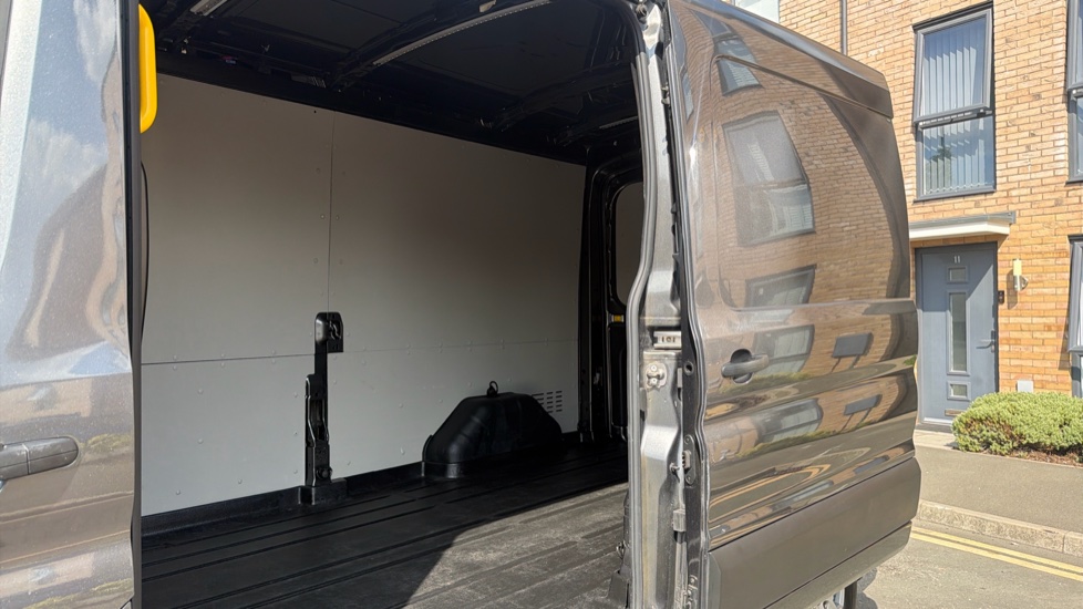 Ford Transit 350 L3 Diesel Fwd 2.0 EcoBlue 165ps H2 Limited Van Auto [Nav] - Image 5