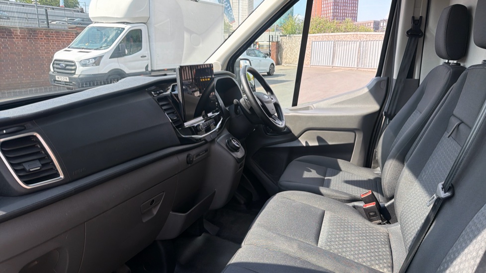 Ford Transit 350 L3 Diesel Fwd 2.0 EcoBlue 165ps H2 Limited Van Auto [Nav] - Image 13