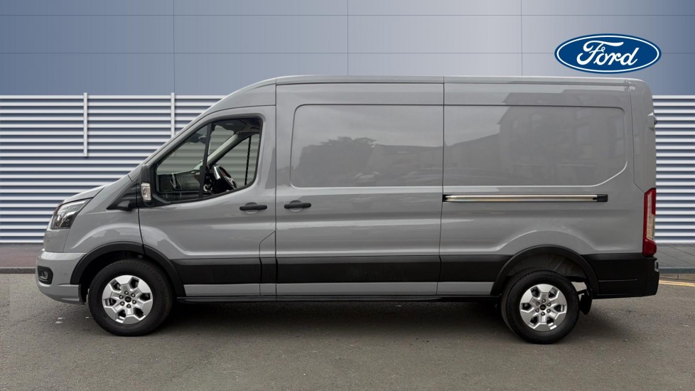 Ford Transit 350 L3 Diesel Fwd 2.0 EcoBlue 165ps H2 Limited Van Auto [Nav] - Image 4