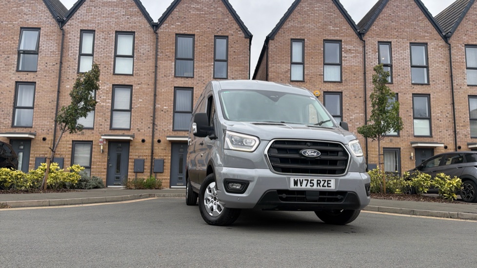 Ford Transit 350 L3 Diesel Fwd 2.0 EcoBlue 165ps H2 Limited Van Auto [Nav] - Image 29