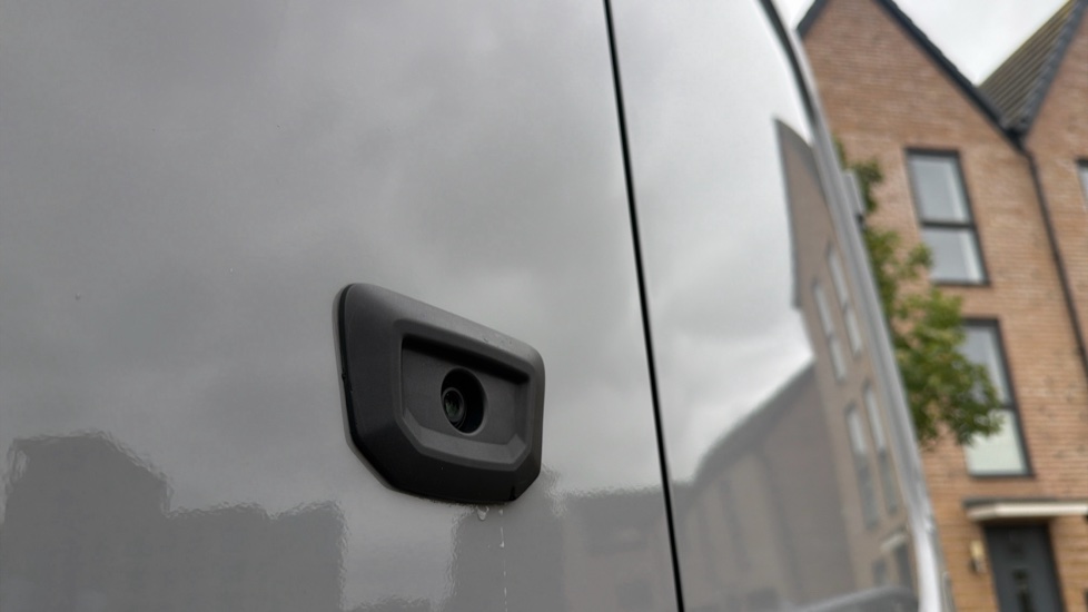 Ford Transit 350 L3 Diesel Fwd 2.0 EcoBlue 165ps H2 Limited Van Auto [Nav] - Image 37