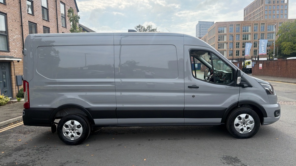 Ford Transit 350 L3 Diesel Fwd 2.0 EcoBlue 165ps H2 Limited Van Auto [Nav] - Image 9