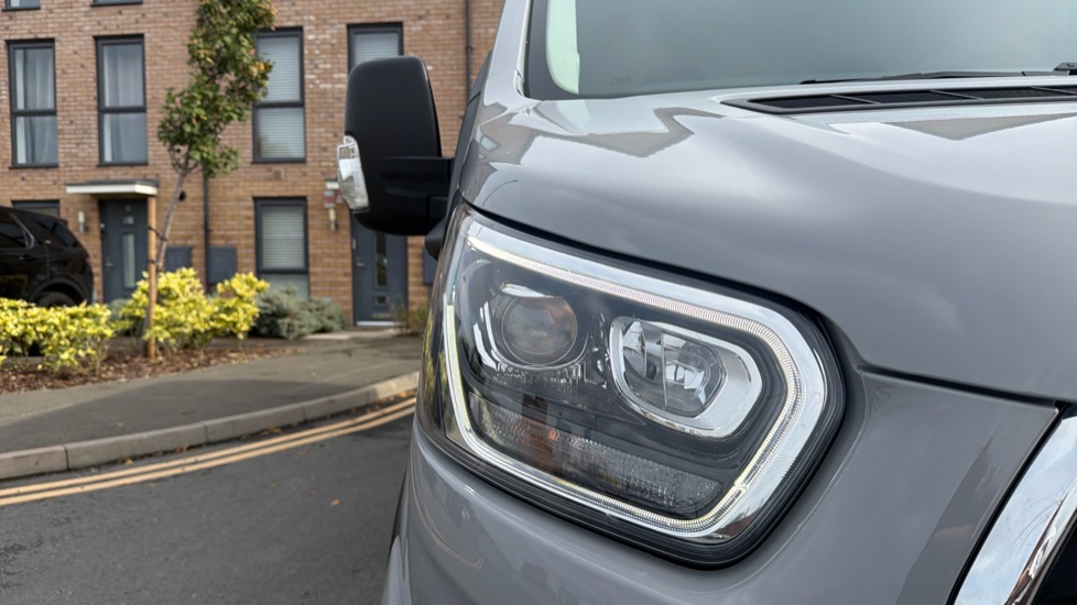 Ford Transit 350 L3 Diesel Fwd 2.0 EcoBlue 165ps H2 Limited Van Auto [Nav] - Image 31