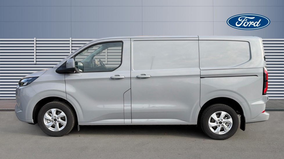 Ford Transit Custom E-320 L1 Rwd 160kW 65kWh H1 Van Limited Auto - Image 4