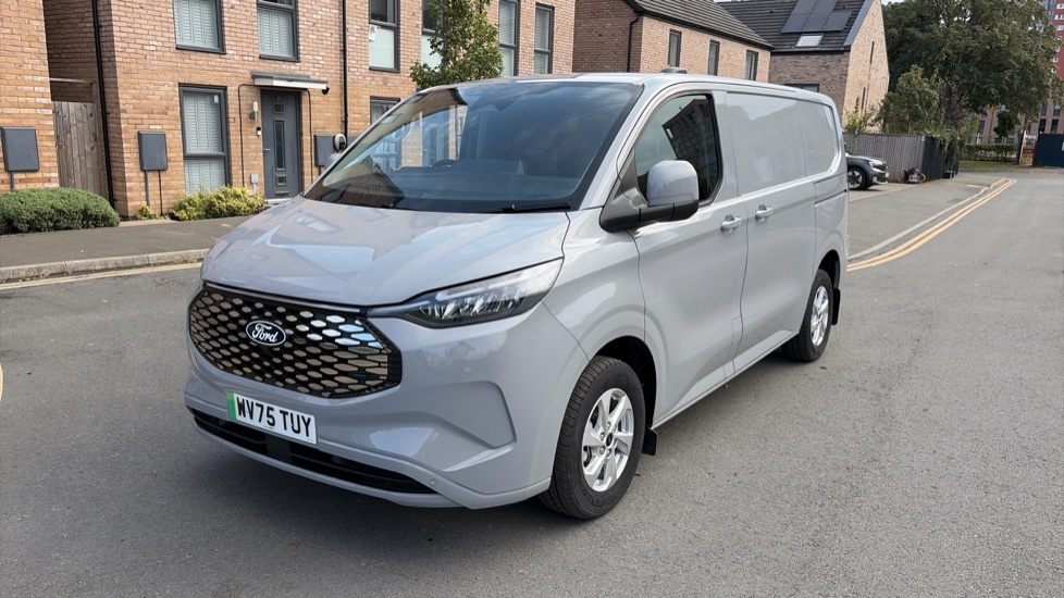 Ford Transit Custom E-320 L1 Rwd 160kW 65kWh H1 Van Limited Auto - Image 25