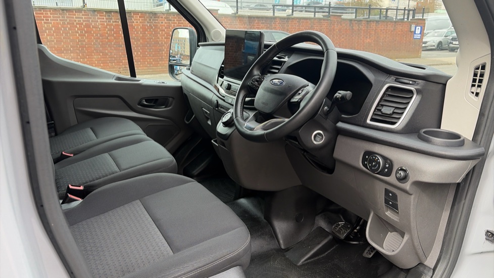Ford Transit 350 L2 Diesel Fwd 2.0 EcoBlue 130ps H2 Limited Van Auto [8S] [Nav] - Image 6
