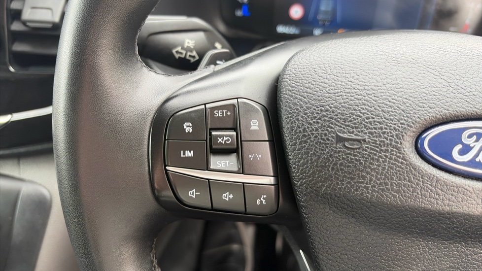Ford Transit 350 L2 Diesel Fwd 2.0 EcoBlue 130ps H2 Limited Van Auto [8S] [Nav] - Image 21