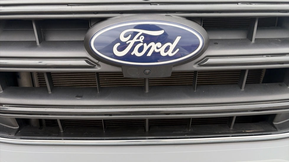 Ford Transit 350 L2 Diesel Fwd 2.0 EcoBlue 130ps H2 Limited Van Auto [8S] [Nav] - Image 34