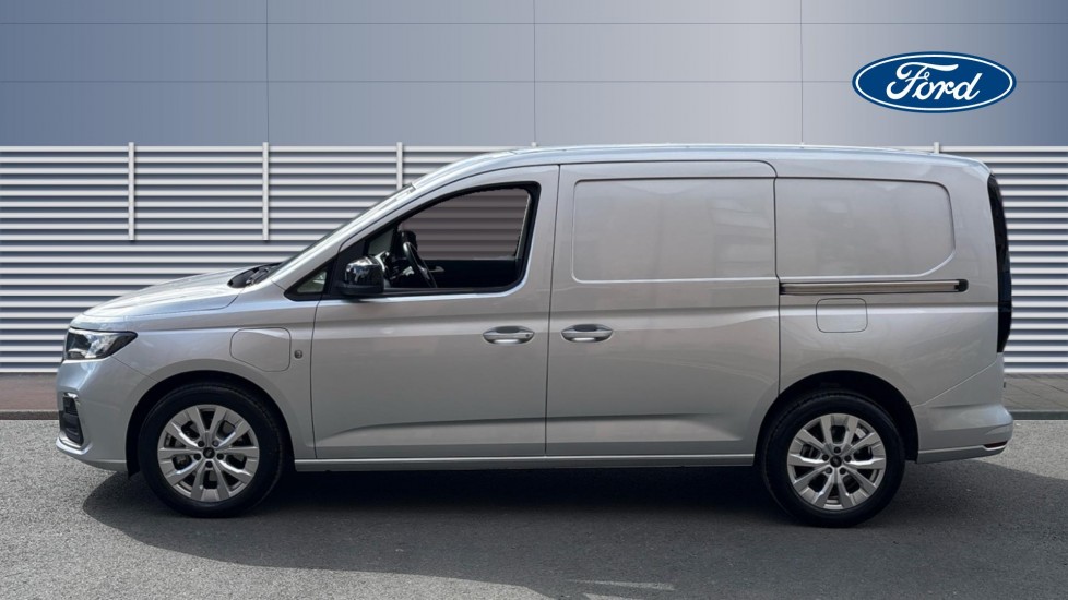 Ford Transit Connect 250 L2 Petrol 1.5 EcoBoost PHEV 150 Limited Van Auto - Image 4