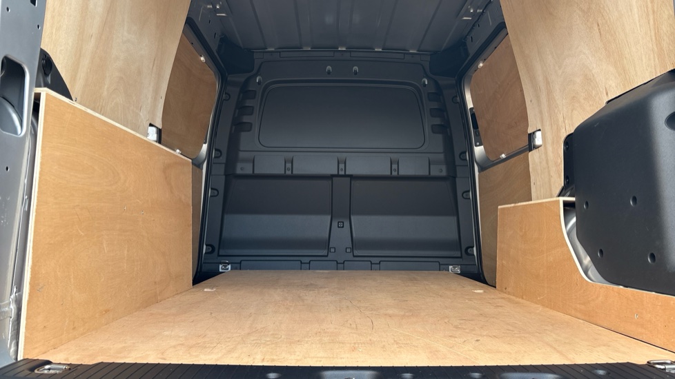Ford Transit Connect 250 L2 Petrol 1.5 EcoBoost PHEV 150 Limited Van Auto - Image 12