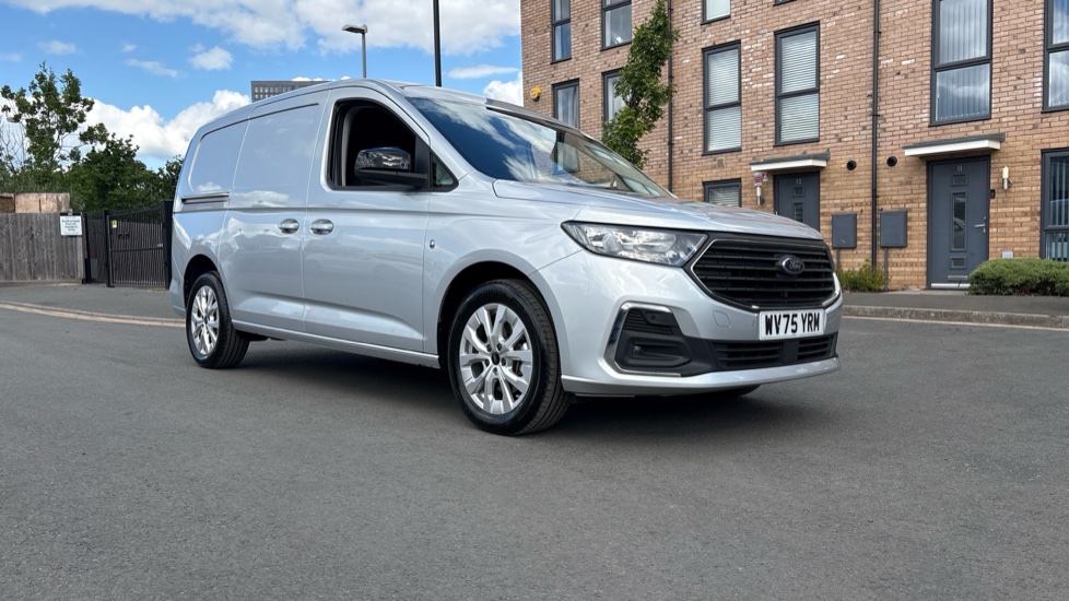 Ford Transit Connect 250 L2 Petrol 1.5 EcoBoost PHEV 150 Limited Van Auto - Image 30
