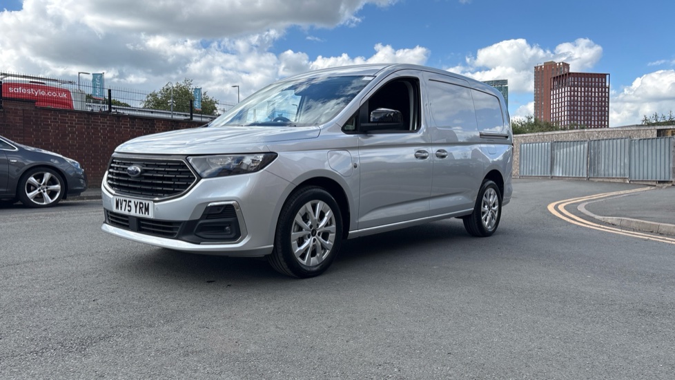 Ford Transit Connect 250 L2 Petrol 1.5 EcoBoost PHEV 150 Limited Van Auto - Image 31