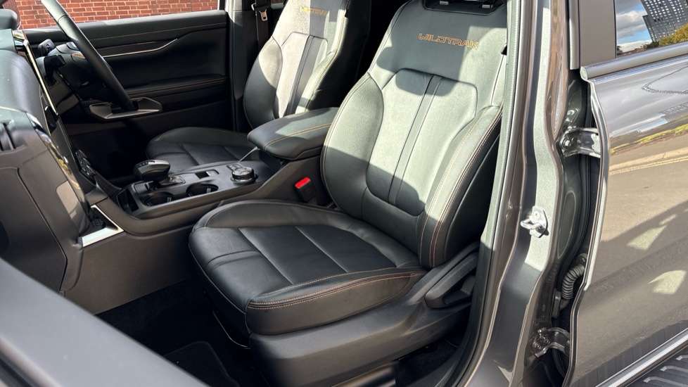 Ford Ranger Petrol Pick Up D/Cab Wildtrak 2.3 EcoBoost PHEV 281 Auto - Image 31