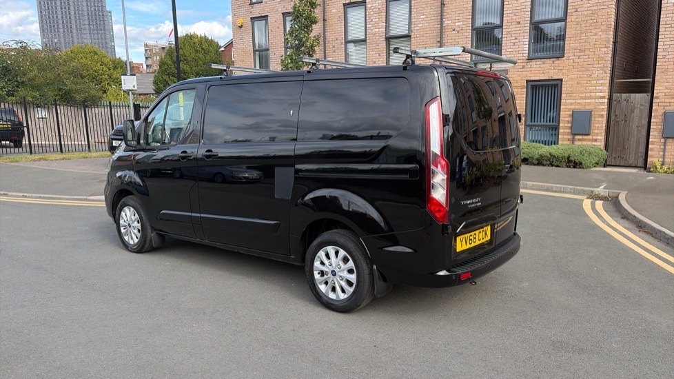 Ford Transit Custom 280 L1 Diesel Fwd 2.0 EcoBlue 130ps Low Roof Limited Van - Image 31