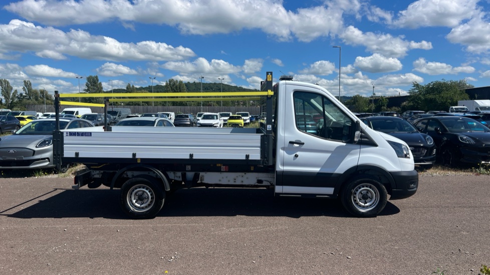Ford Transit Chassis Cab Transit 350 L2 Diesel Rwd 2.0 EcoBlue 130ps Chassis Cab - Image 9