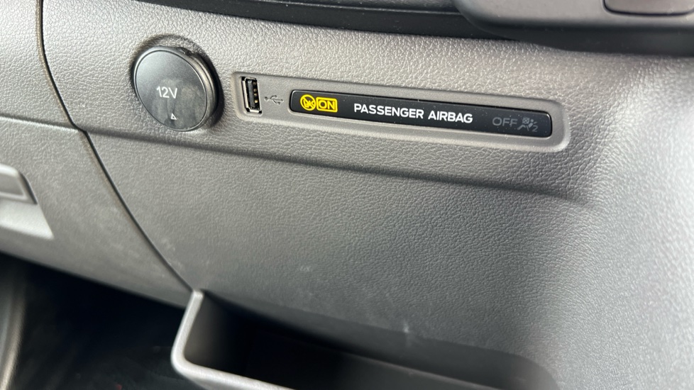 Ford Transit E-350 L3 Rwd 135kW 68kWh H2 Leader Van Auto - Image 30