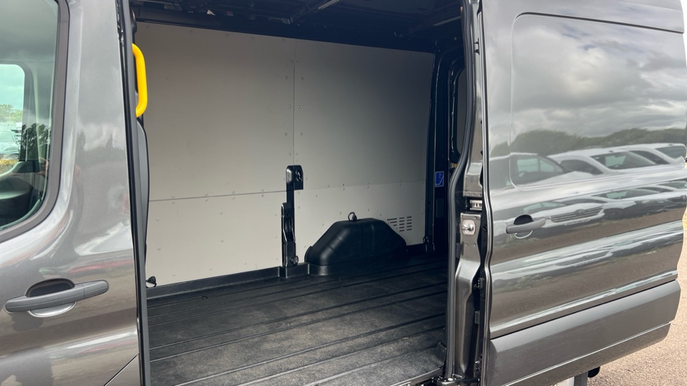 Ford Transit 350 L2 Diesel Fwd 2.0 EcoBlue 130ps H2 Limited Van Auto [8S] [Nav] - Image 5