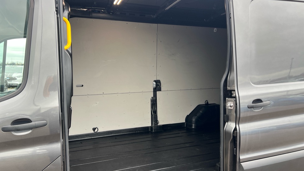 Ford Transit 350 L3 Diesel Fwd 2.0 EcoBlue 170ps H2 Limited Van Auto - Image 5