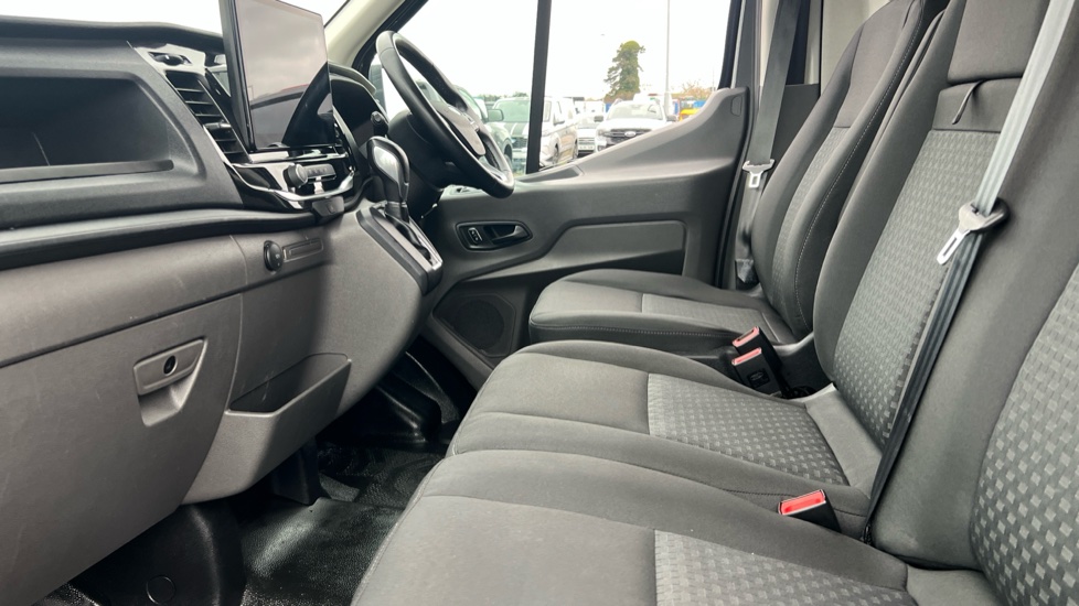 Ford Transit 350 L3 Diesel Fwd 2.0 EcoBlue 170ps H2 Limited Van Auto - Image 13