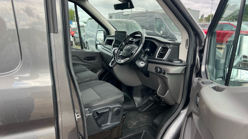Ford Transit 350 L3 Diesel Fwd 2.0 EcoBlue 170ps H2 Limited Van Auto - Image 6