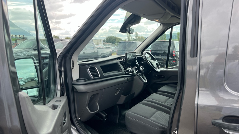 Ford Transit 350 L3 Diesel Fwd 2.0 EcoBlue 170ps H2 Limited Van Auto - Image 13