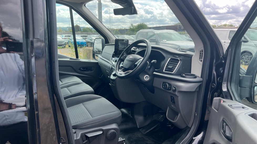 Ford Transit 350 L3 Diesel Fwd 2.0 EcoBlue 165ps H2 Limited Van Auto [Nav] - Image 6