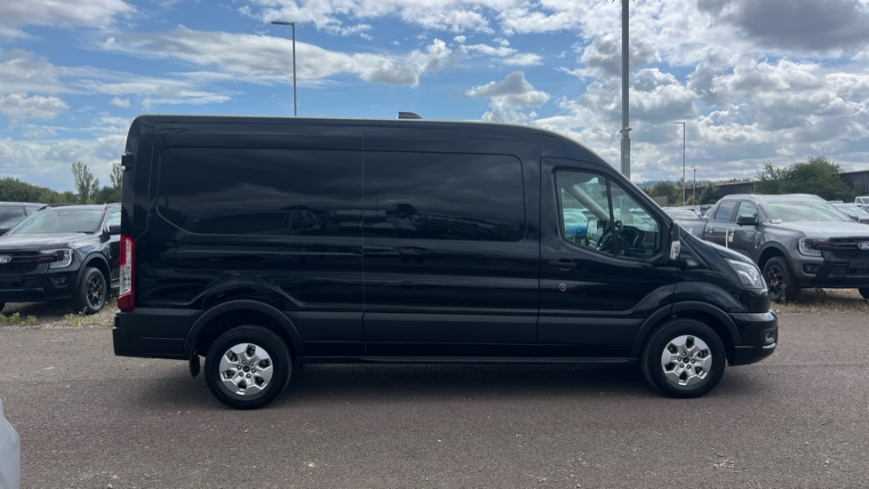 Ford Transit 350 L3 Diesel Fwd 2.0 EcoBlue 165ps H2 Limited Van Auto [Nav] - Image 9
