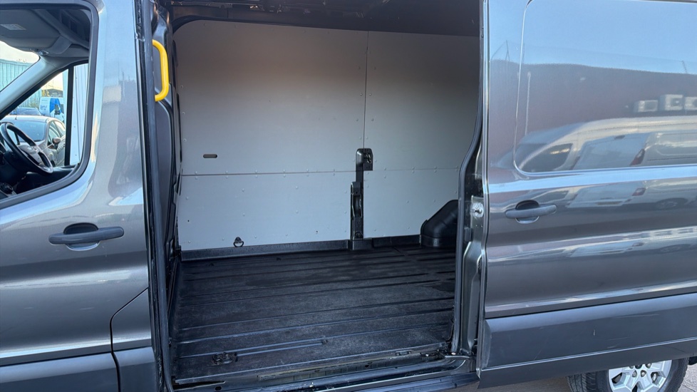 Ford Transit 350 L3 Diesel Fwd 2.0 EcoBlue 165ps H2 Limited Van Auto [Nav] - Image 5