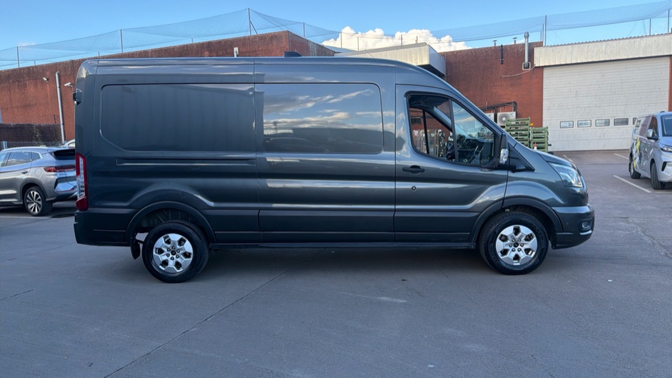 Ford Transit 350 L3 Diesel Fwd 2.0 EcoBlue 165ps H2 Limited Van Auto [Nav] - Image 9