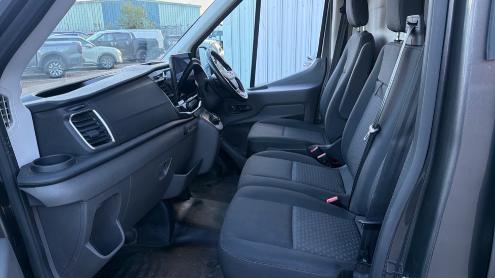 Ford Transit 350 L3 Diesel Fwd 2.0 EcoBlue 165ps H2 Limited Van Auto [Nav] - Image 13